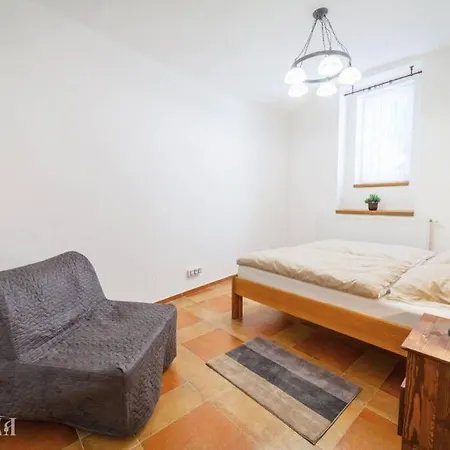 Apartment Perunika In Center Of